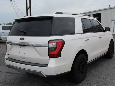 Used 2019 Ford Expedition Limited w/ Equipment Group 302A AWD/4WD image 6