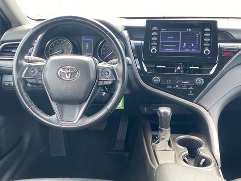 Used 2023 Toyota Camry SE image 7