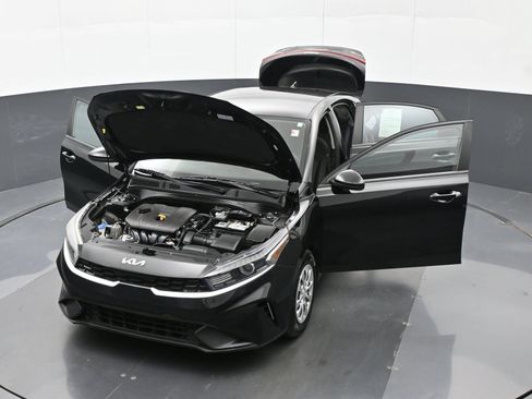 Used 2024 Kia Forte LX FWD image 46