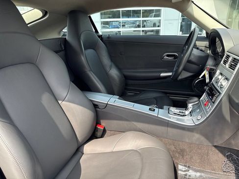 Used 2005 Chrysler Crossfire Limited RWD image 41