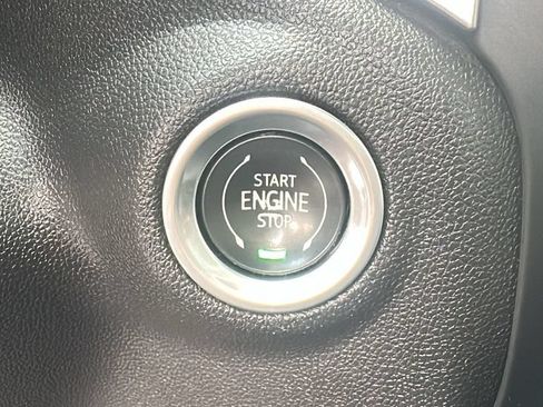 Used 2021 Chevrolet Silverado 1500 LT RWD image 25