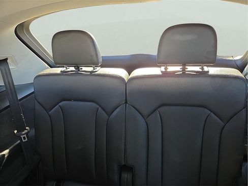 Used 2019 Audi Q7 3.0T Premium Plus image 9