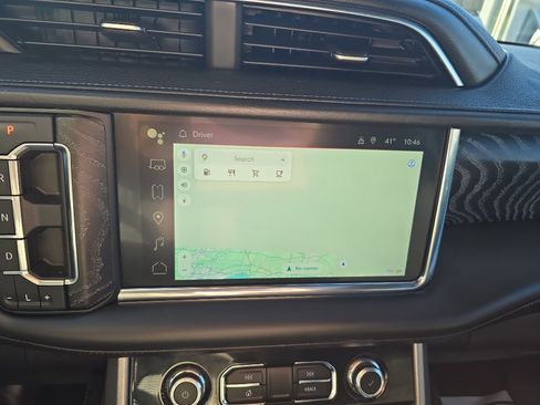 Used 2023 GMC Yukon XL Denali image 24