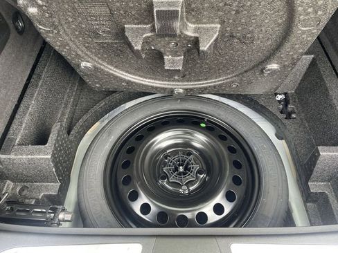 Certified 2019 Buick Envision Essence image 24