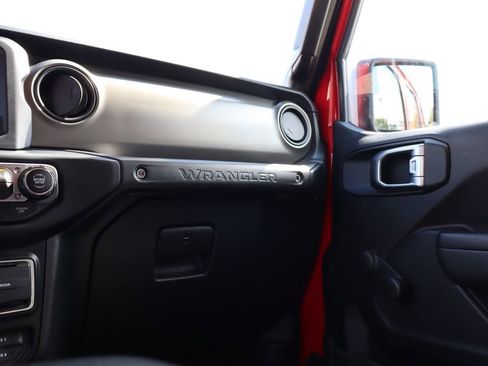 Used 2022 Jeep Wrangler Unlimited Sport image 45