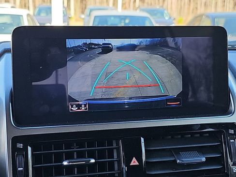 Used 2023 Lexus GX 460 Premium w/ Premium Package image 29