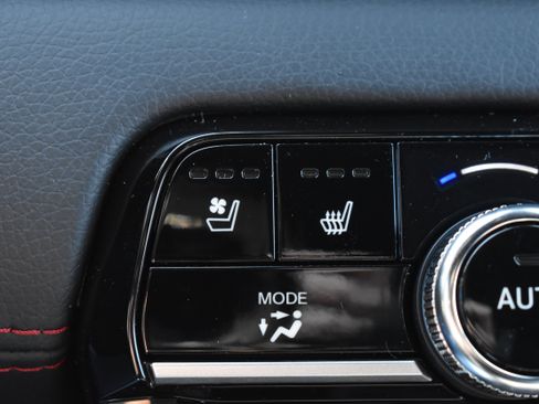 New 2025 Honda Pilot Black Edition image 55