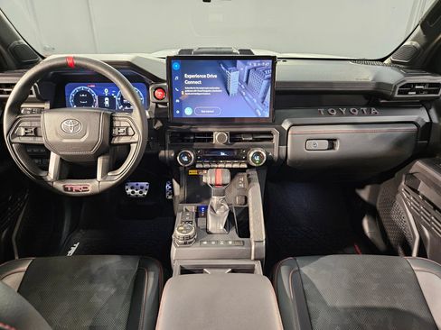 Certified 2025 Toyota Tacoma TRD Pro AWD/4WD image 10