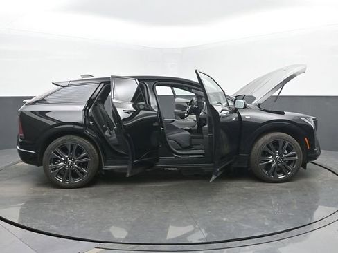 New 2026 Cadillac Optiq Sport 2 w/ LPO, Floor Liner Package image 57