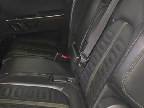 Used 2024 Rivian R1S Adventure AWD/4WD image 16