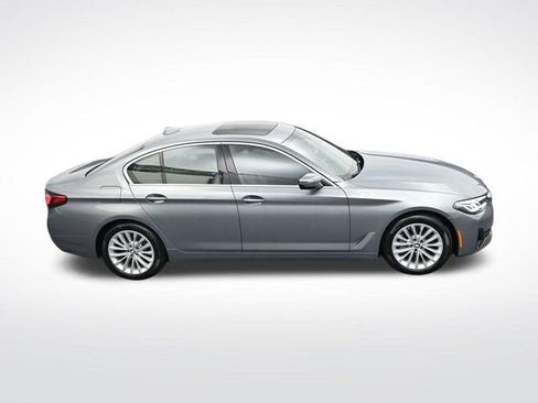 Used 2023 BMW 530i xDrive image 22