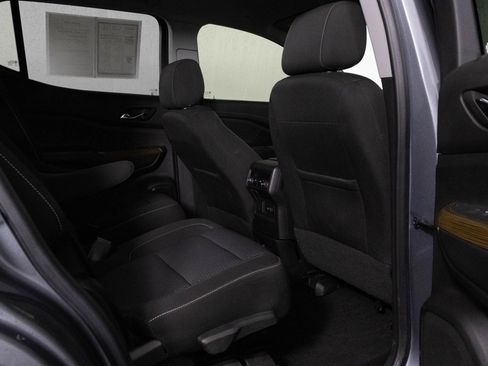 Used 2021 GMC Acadia SLE w/ Driver Convenience Package image 38