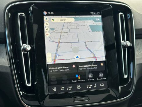 New 2026 Volvo XC40 B5 Ultra w/ Climate Package image 27