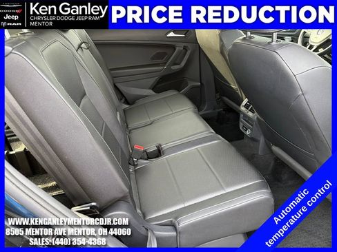 Used 2020 Volkswagen Tiguan SE image 23