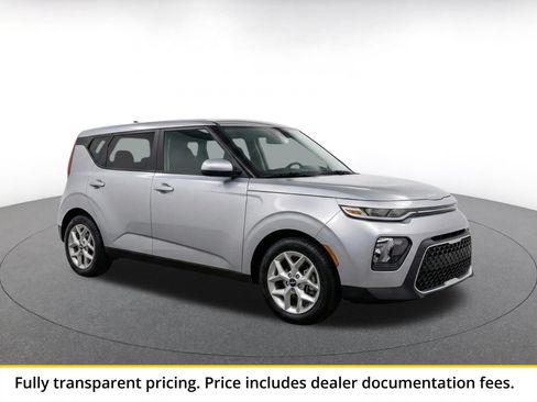 Used 2025 Kia Soul LX w/ LX Technology Package FWD image 1