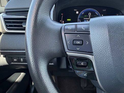 Used 2025 Toyota Camry LE FWD image 22