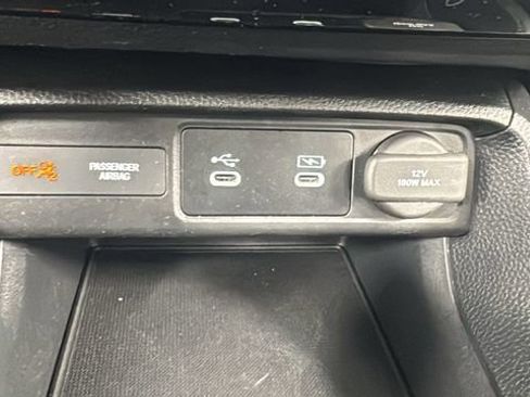 Used 2025 Honda Civic Sport image 27