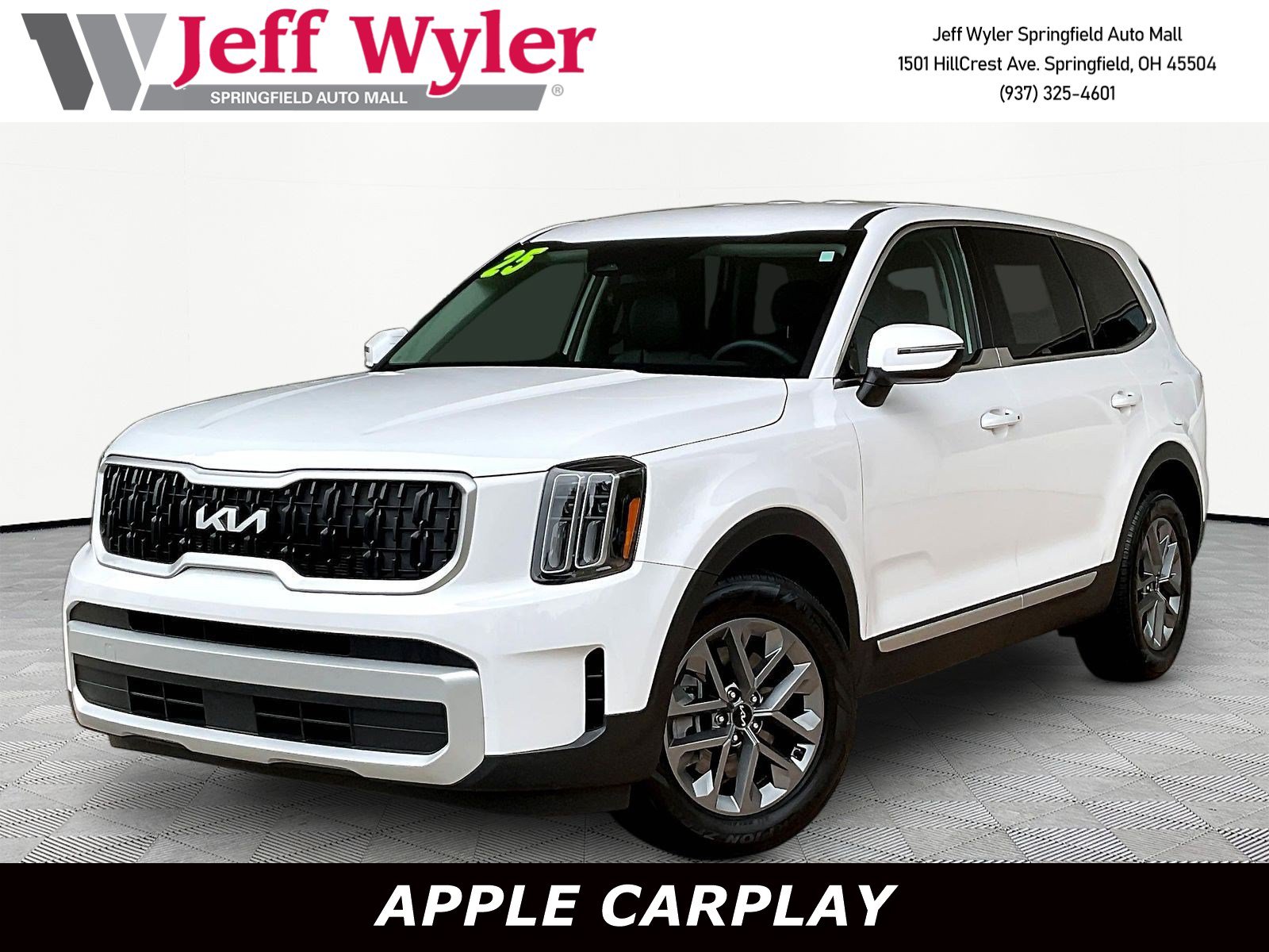 Used 2025 Kia Telluride LX FWD image 1