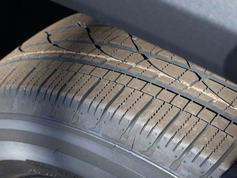 New 2026 Chevrolet Equinox LT w/ Convenience Package II image 12