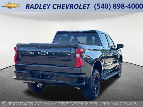 Used 2024 Chevrolet Silverado 1500 Custom Trail Boss w/ LPO, Dark Essentials Package AWD/4WD image 18