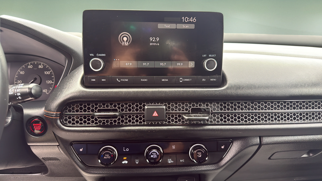 Certified 2025 Honda HR-V Sport image 23
