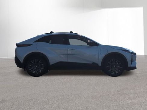 New 2026 Toyota C-HR w/ Cold Weather Package AWD/4WD image 5