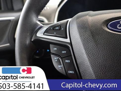 Used 2018 Ford Edge SEL w/ Class II Trailer Tow Package AWD/4WD image 19