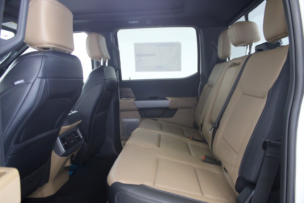New 2026 Ford F350 Lariat w/ Lariat Premium Package AWD/4WD image 28