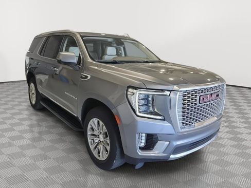 Used 2022 GMC Yukon Denali image 2