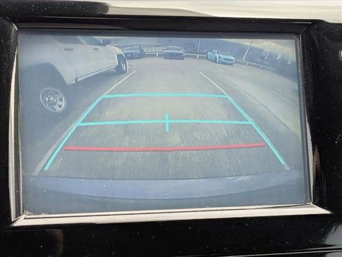 Used 2018 Toyota Camry LE image 16