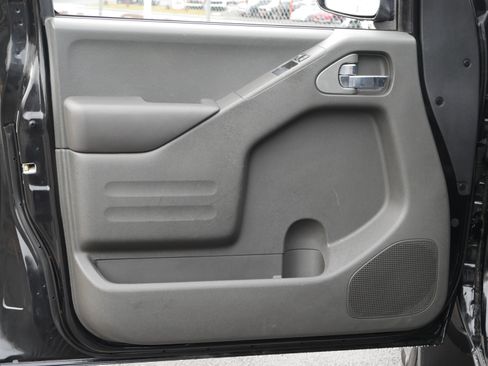 Used 2019 Nissan Frontier SV w/ Value Truck Package image 29