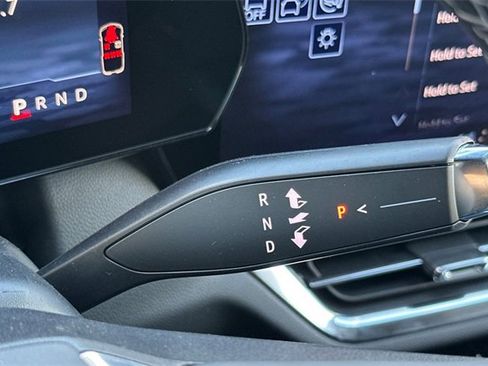 New 2026 Chevrolet Equinox EV LT image 28