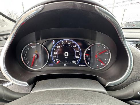 Used 2020 Chevrolet Malibu Premier image 22