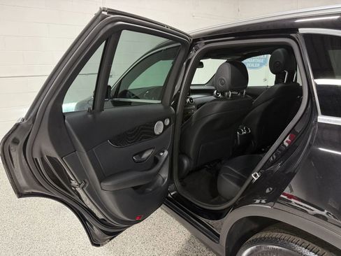 Used 2018 Mercedes-Benz GLC 300 4MATIC image 39
