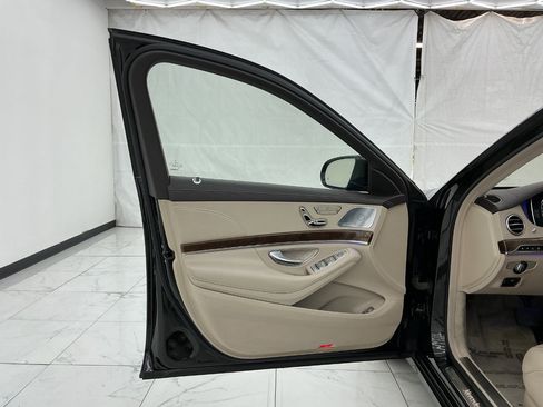Used 2015 Mercedes-Benz S 550 4MATIC Sedan image 18