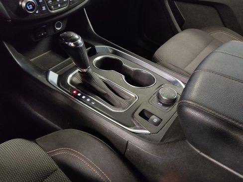 Used 2019 Chevrolet Traverse LT AWD/4WD image 26