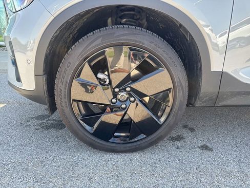 Used 2026 Volvo XC40 B5 Ultra w/ Climate Package AWD/4WD image 19