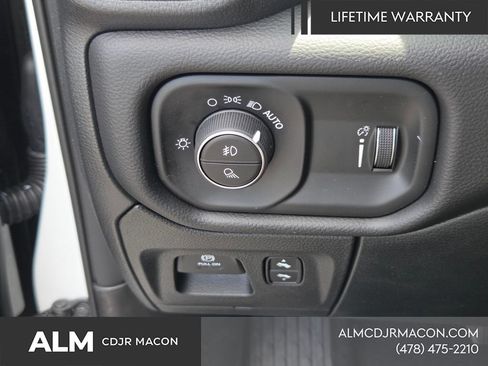 New 2026 RAM 1500 Big Horn w/ Night Edition AWD/4WD image 27