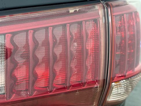 Used 2017 INFINITI QX80 2WD w/ Driver Assistance Package image 34