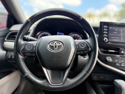 Used 2021 Toyota Camry SE w/ Convenience Package image 24