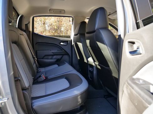 Used 2022 Chevrolet Colorado Z71 image 37