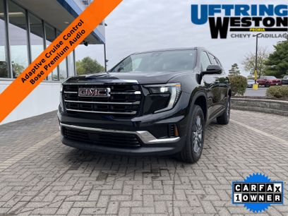 Used 2025 GMC Acadia Elevation