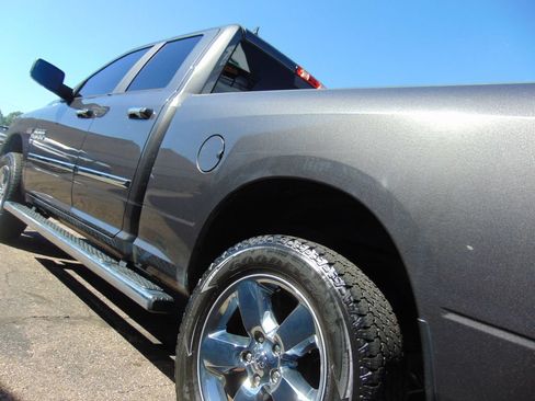 Used 2018 RAM 1500 Big Horn AWD/4WD image 16