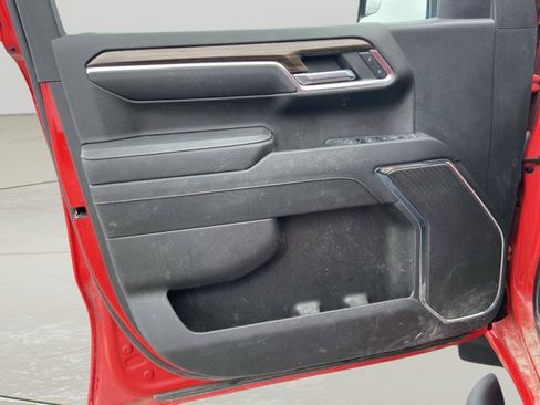 Used 2023 Chevrolet Silverado 1500 RST AWD/4WD image 18