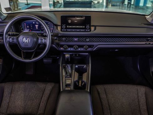 Used 2023 Honda Accord EX image 5