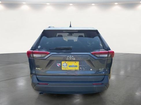 Used 2019 Toyota RAV4 XLE w/ Convenience Package AWD/4WD image 14