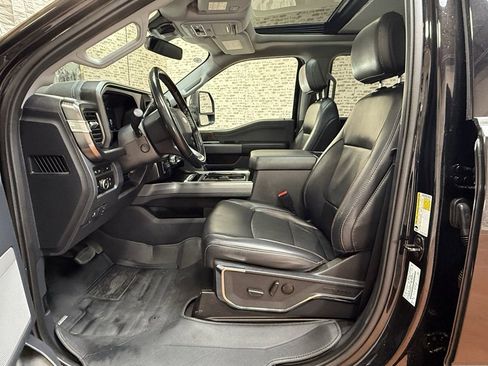 Used 2023 Ford F350 Lariat w/ Tremor Off-Road Package image 25
