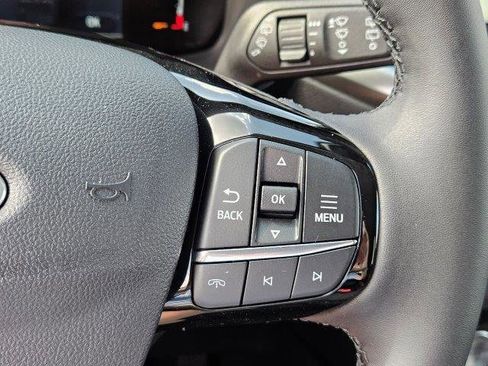 New 2024 Ford Escape SE image 31