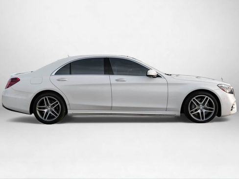 Used 2019 Mercedes-Benz S 560 4MATIC Sedan image 5
