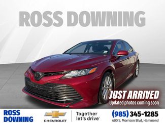Used 2018 Toyota Camry LE video 1